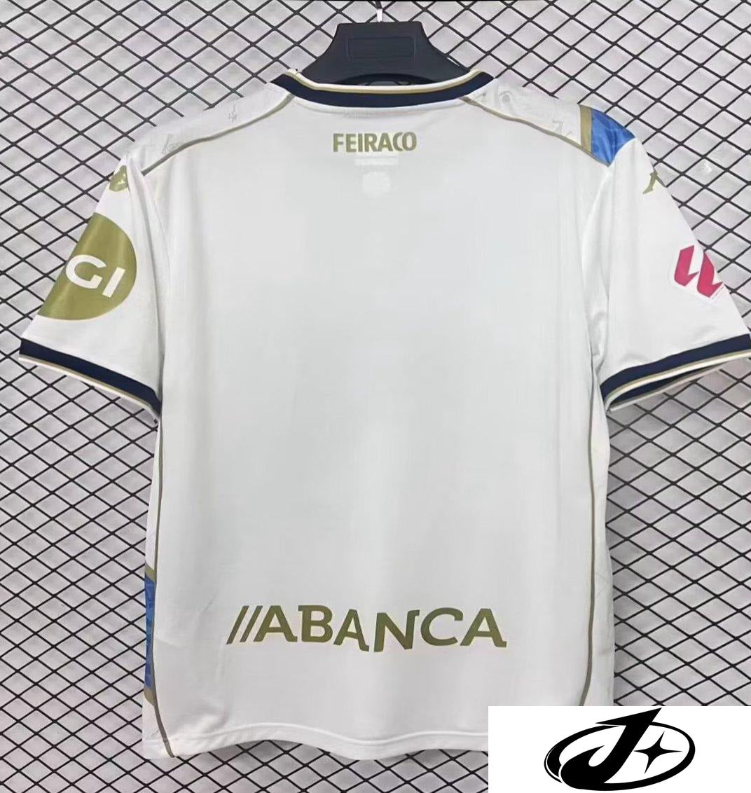 6bba2c0e9e03c80c947bf2f7.jpg