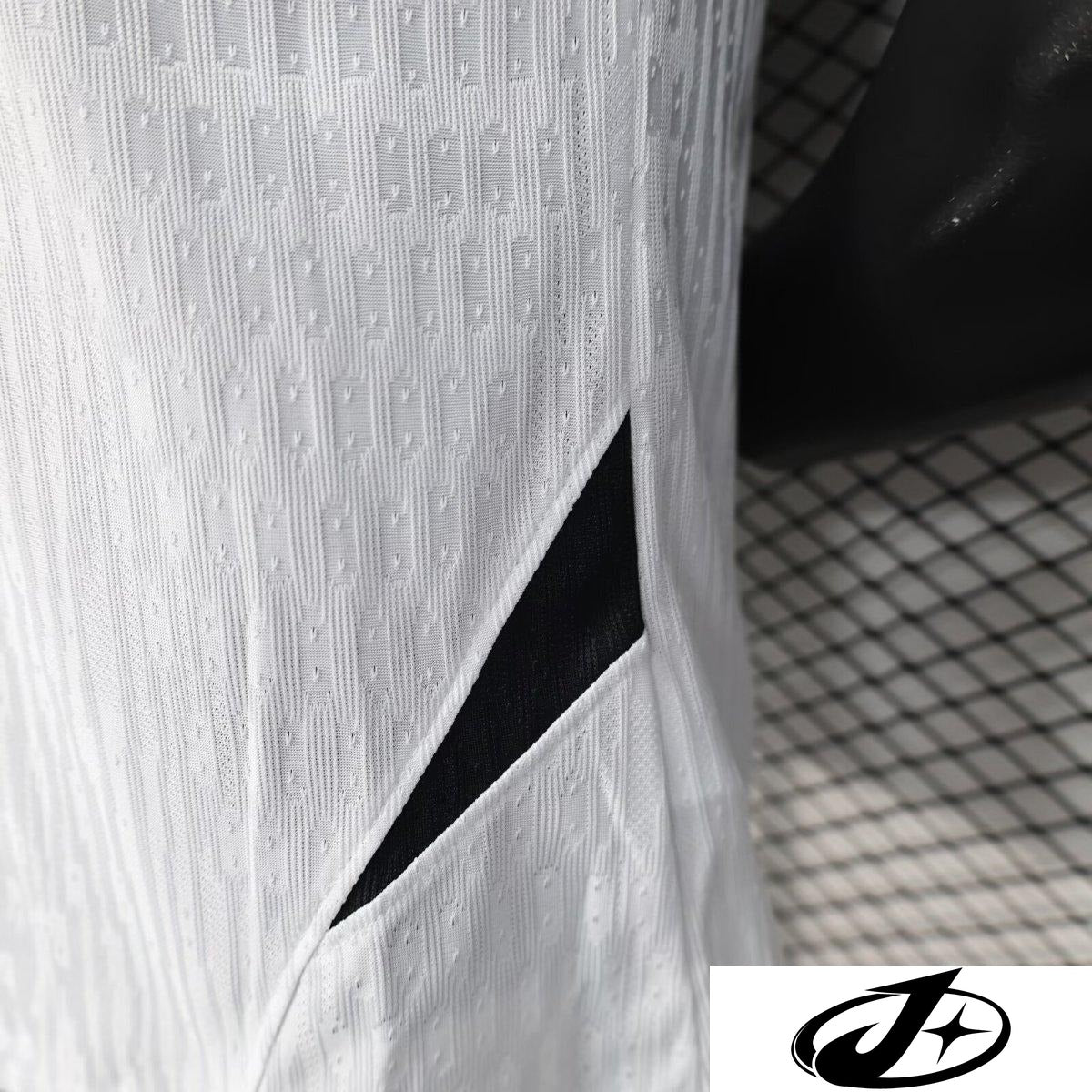 353225461d7578fa20971083.jpg