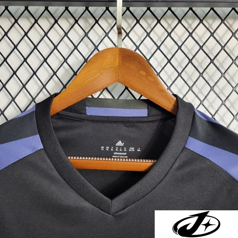 27fe61cbea6e0eb6.jpeg