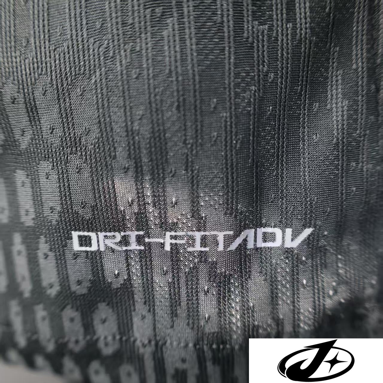 825a7423c38a6898.jpg