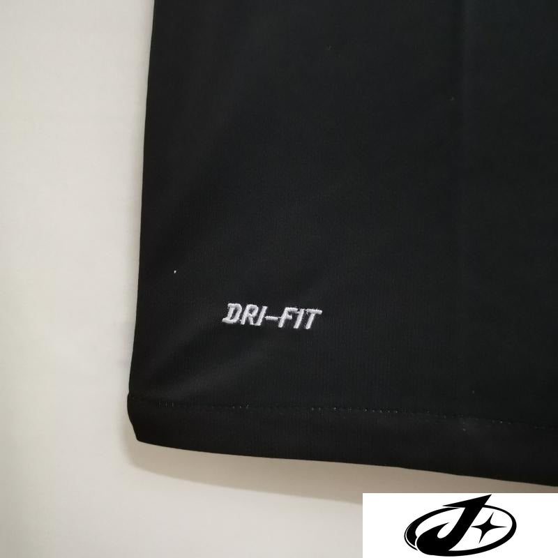 f27611e8a847f7d1.jpg
