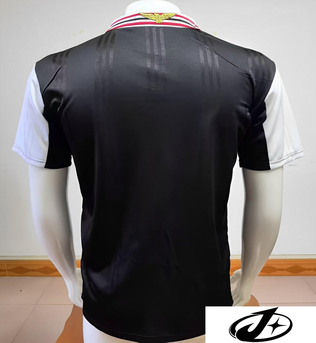31b6cd7c559cb0bb5cf37687.jpg