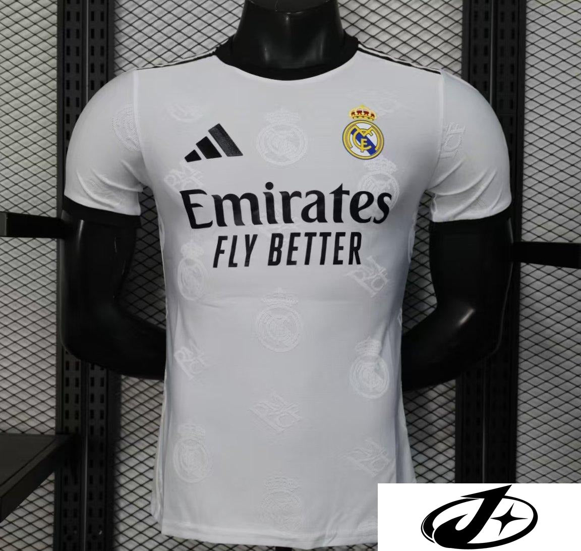 b0101be7bb8028a371589032.jpg
