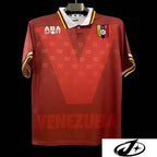 5de4516ee955f9449efaf695.jpg