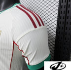 Player Version 26/27 Liverpool FC Off-White with Gold Crest Special Edition Away Jersey